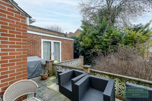 Photo 13- click for photo gallery